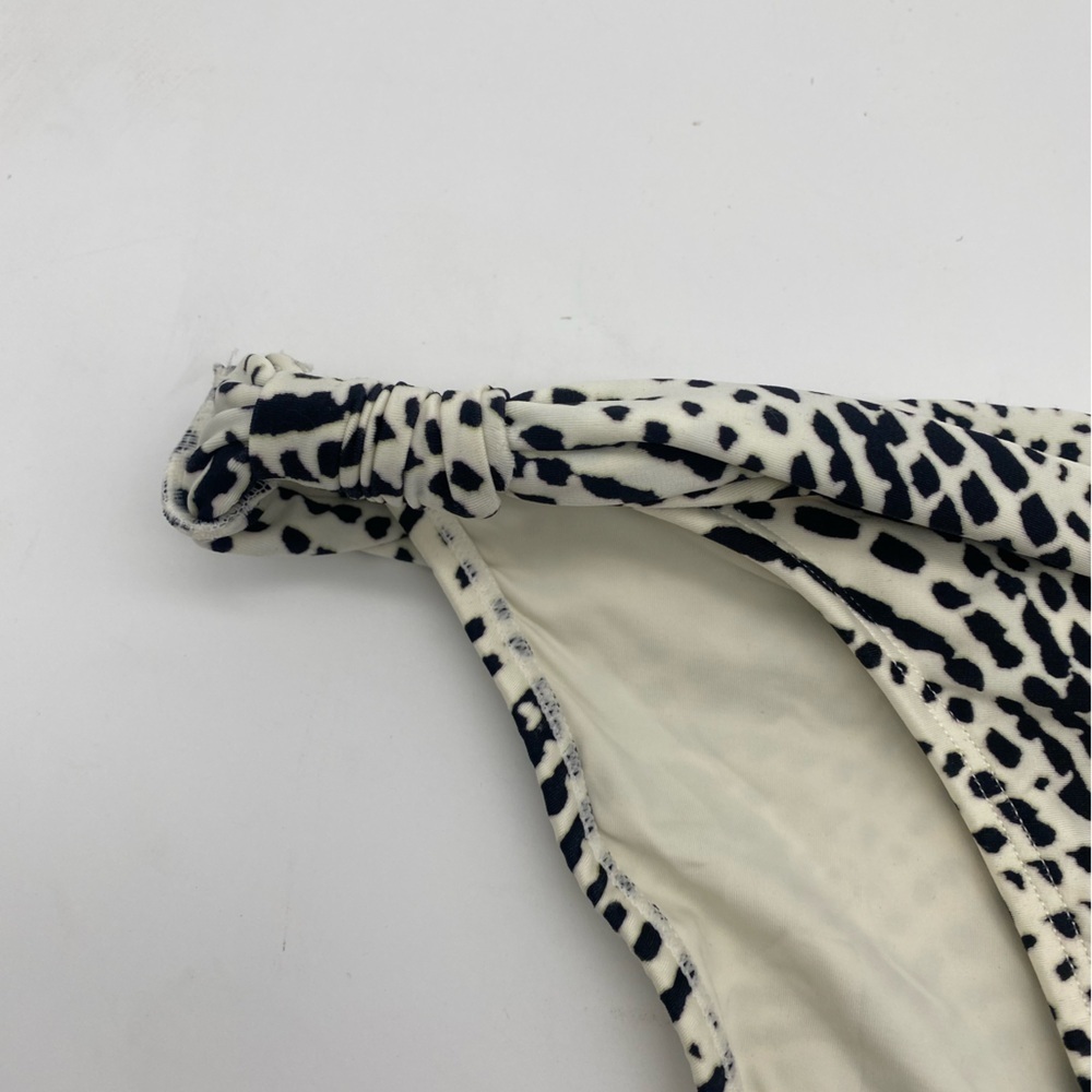 Vix swim bikini bottom black and white. NWT - Picture 2 of 5